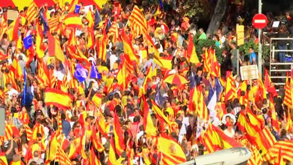 Hundreds of thousands rally in Barcelona against Catalan independence